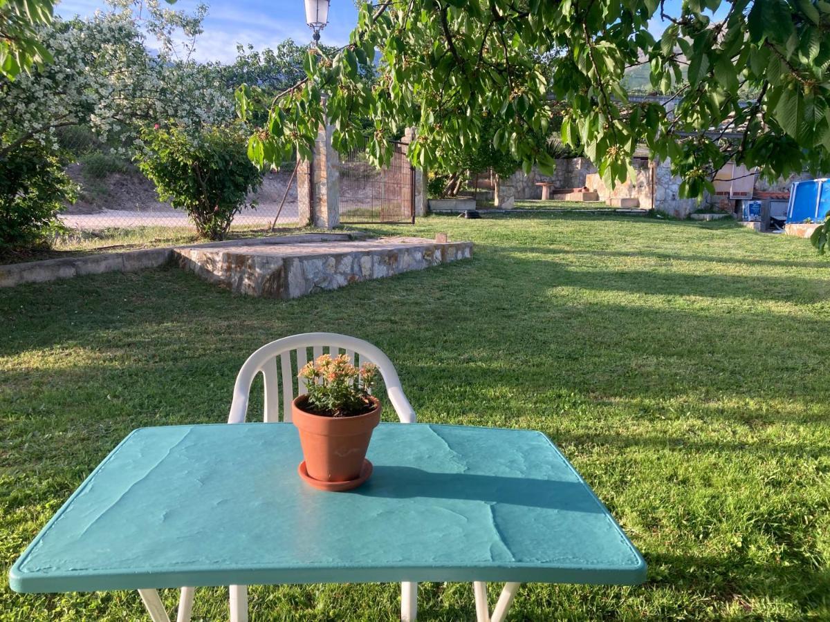 Villa Mirada A Gredos Candeleda Exterior foto
